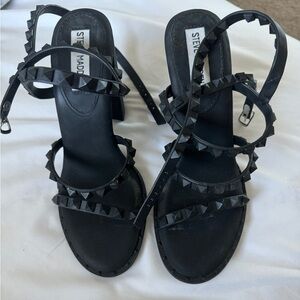 Steve Madden Chunky Black Studded Heeled Sandals